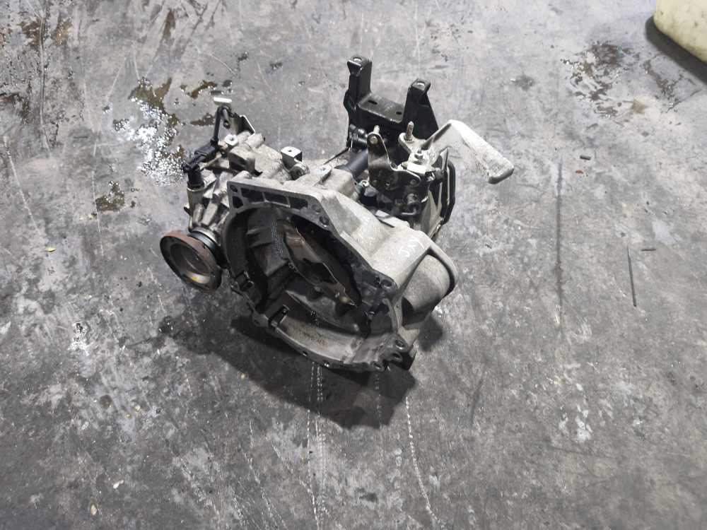 BOITE DE VITESSE MANUEL VAG 1.9TDI CODE: JXY  - Vue 1